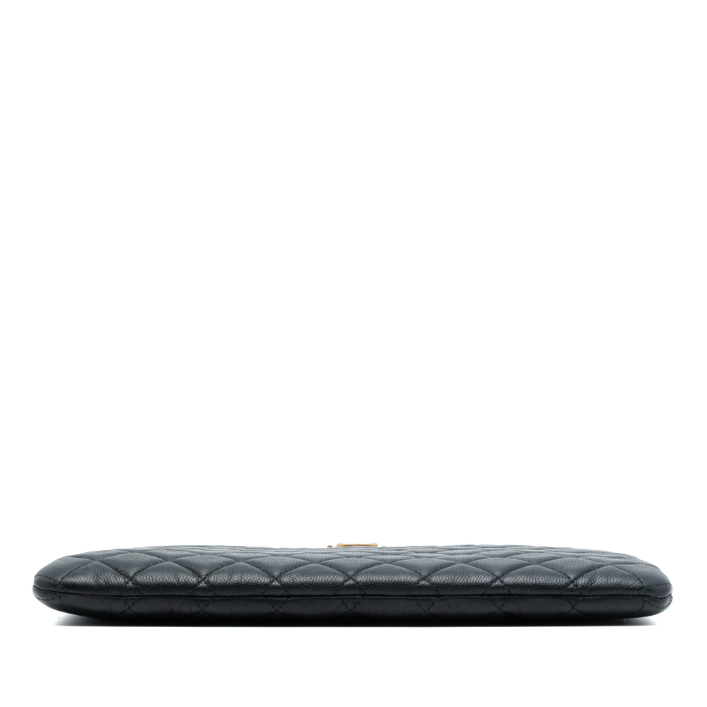 Pre-Loved Chanel Medium Quilted Caviar Boy O Case Clutch - Picture 3 of 7